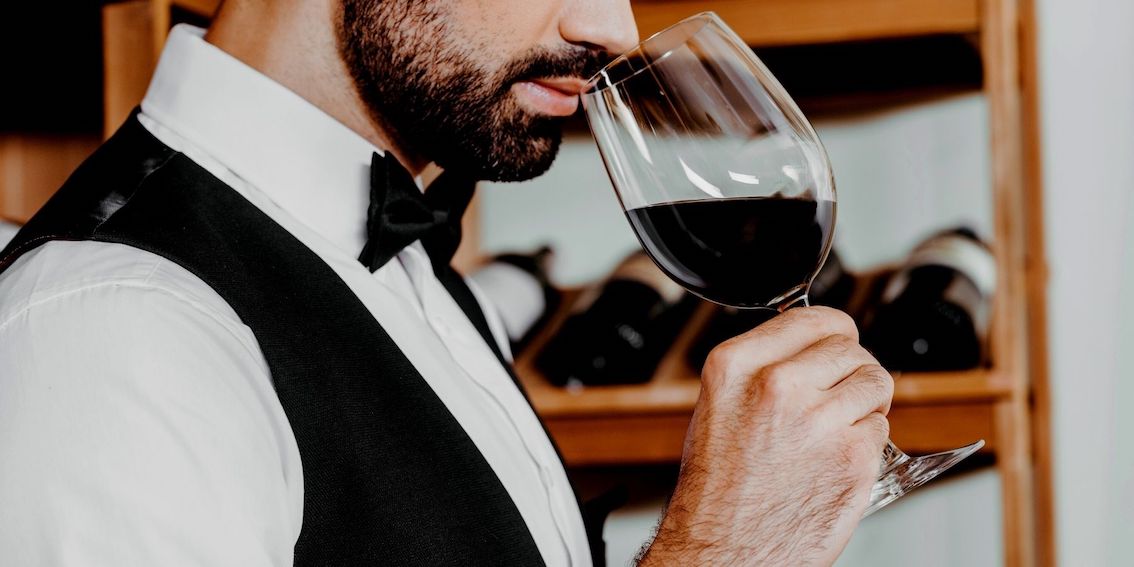 Come riconoscere i profumi nel vino: 10 monovitigni da conoscere